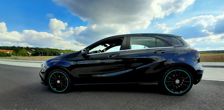 Mercedes-Benz Klasa A cena 59800 przebieg: 124000, rok produkcji 2015 z Mosina małe 254